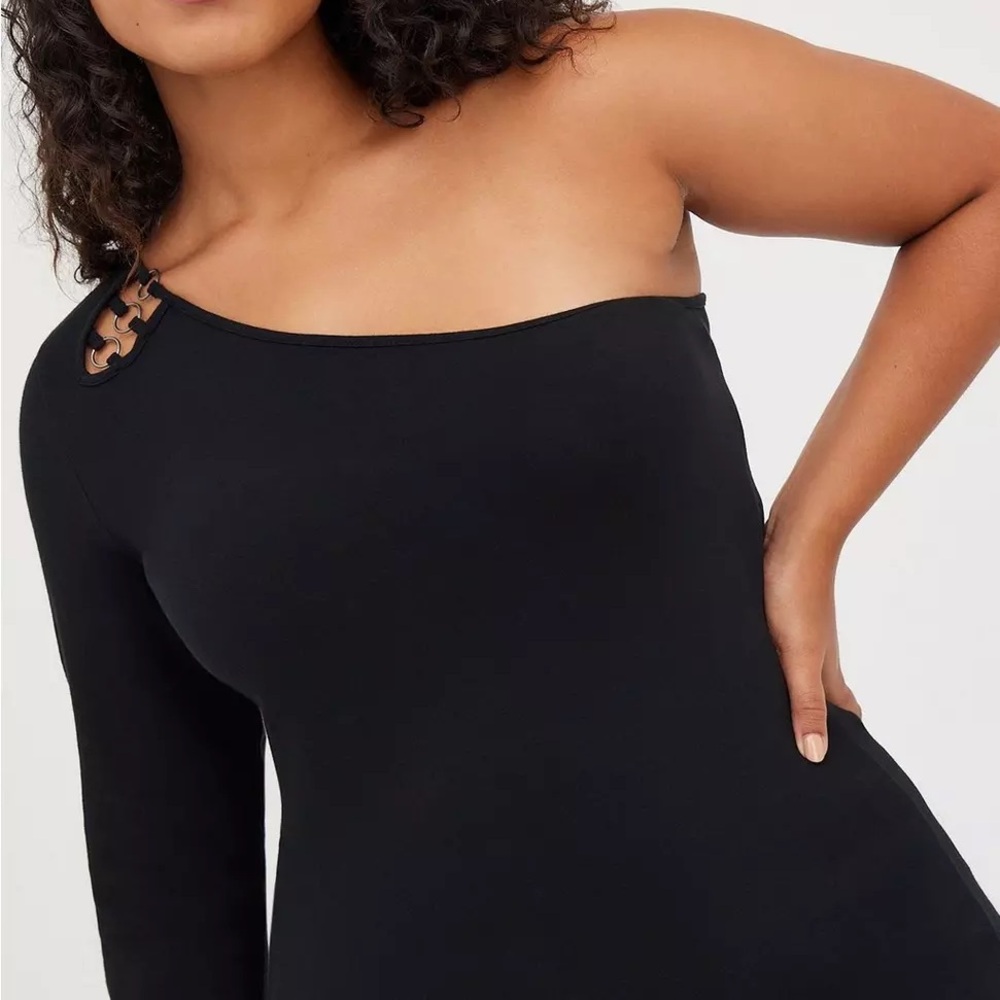 Torrid Black One Sleeve Silver Rings Top Shirt 0X